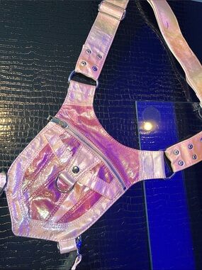 Pink Iridescent Metallic Holographic Festival Crossbody Leg Harness Bag 🦄